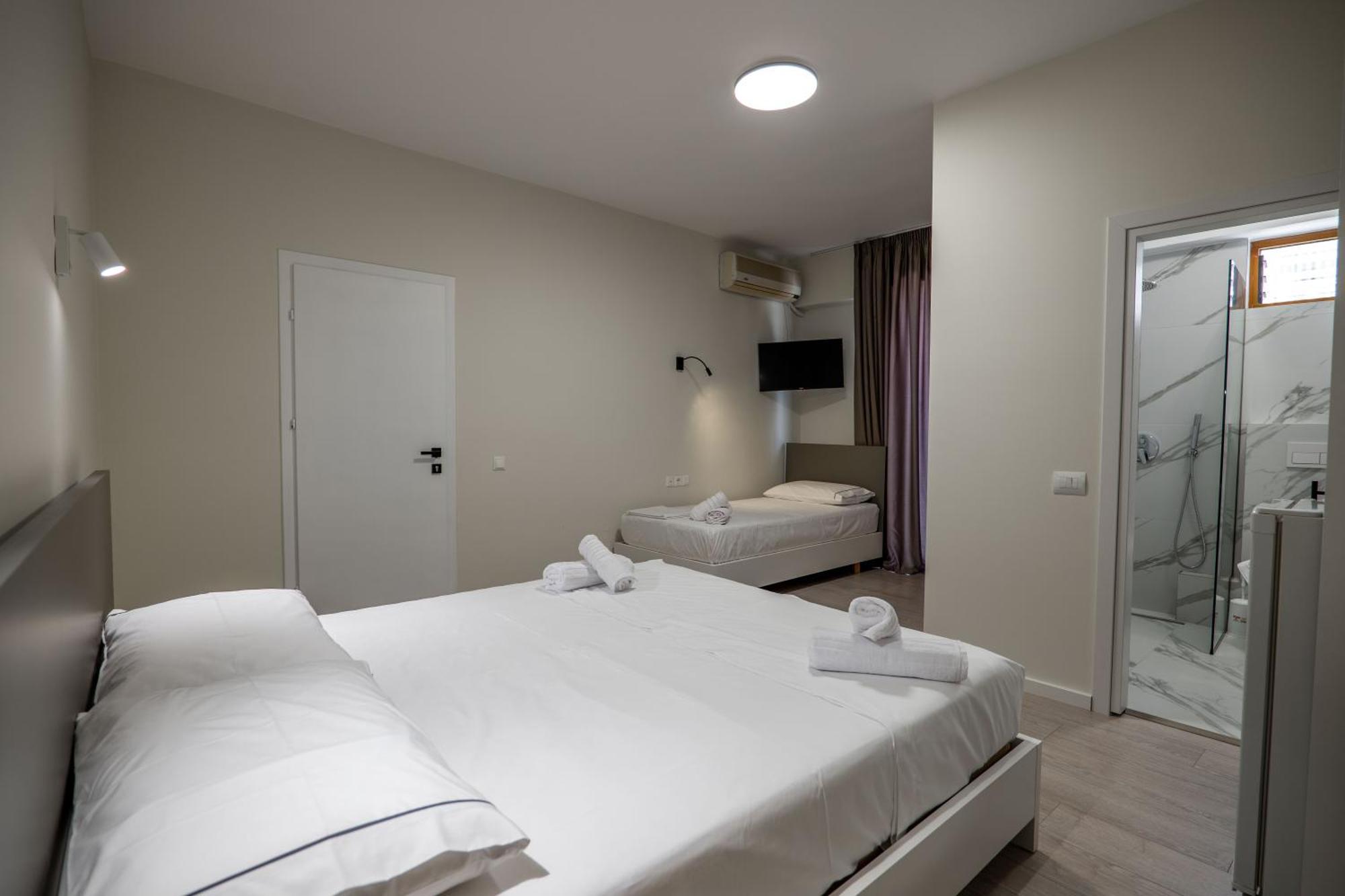 Meraki Hotel Sarandë Exterior foto