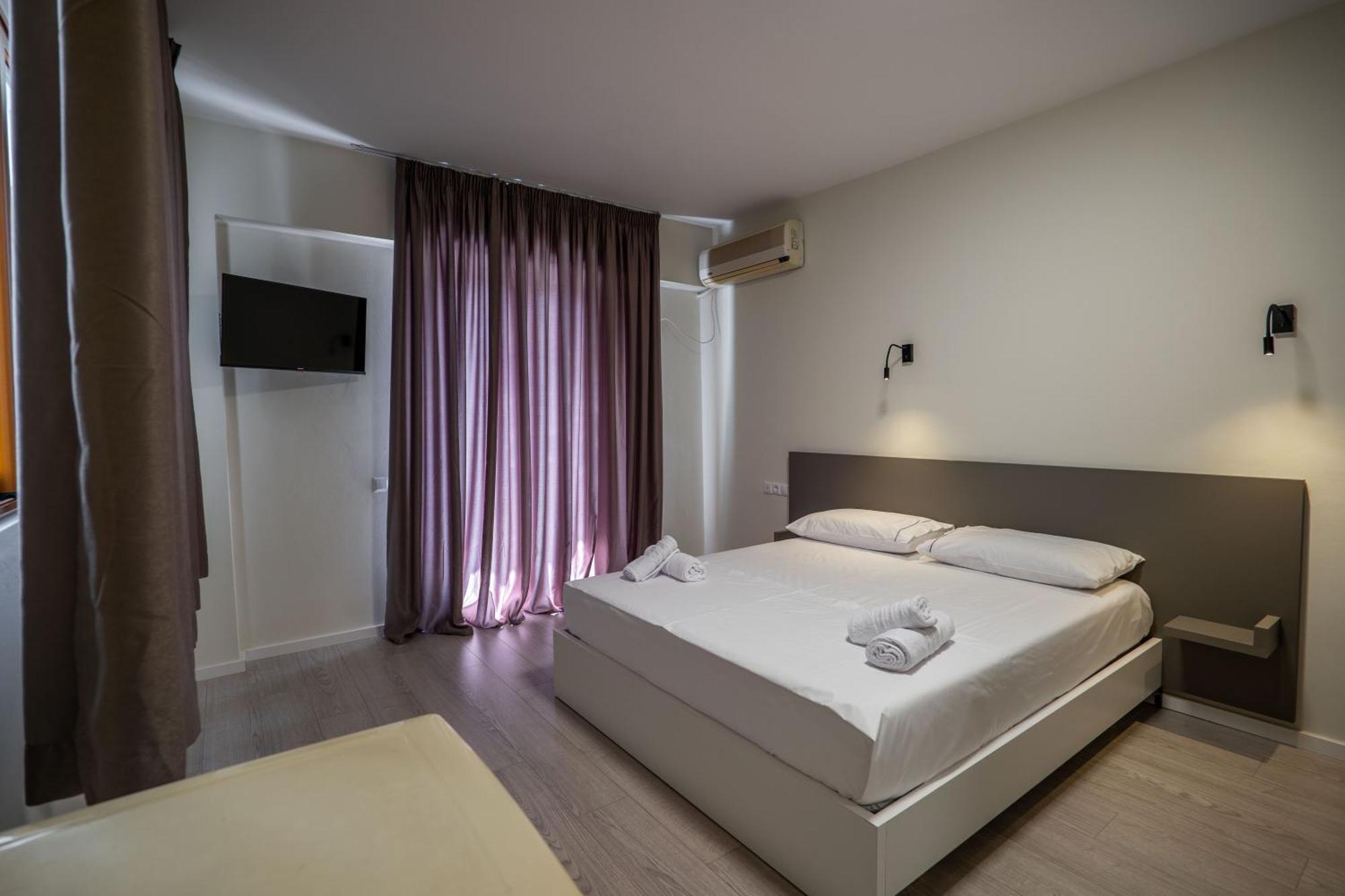 Meraki Hotel Sarandë Exterior foto