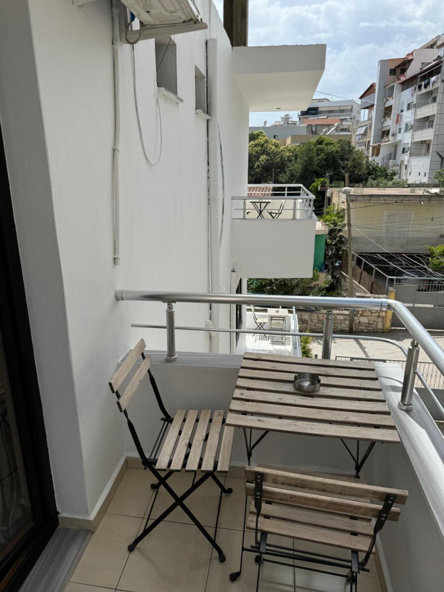 Meraki Hotel Sarandë Exterior foto